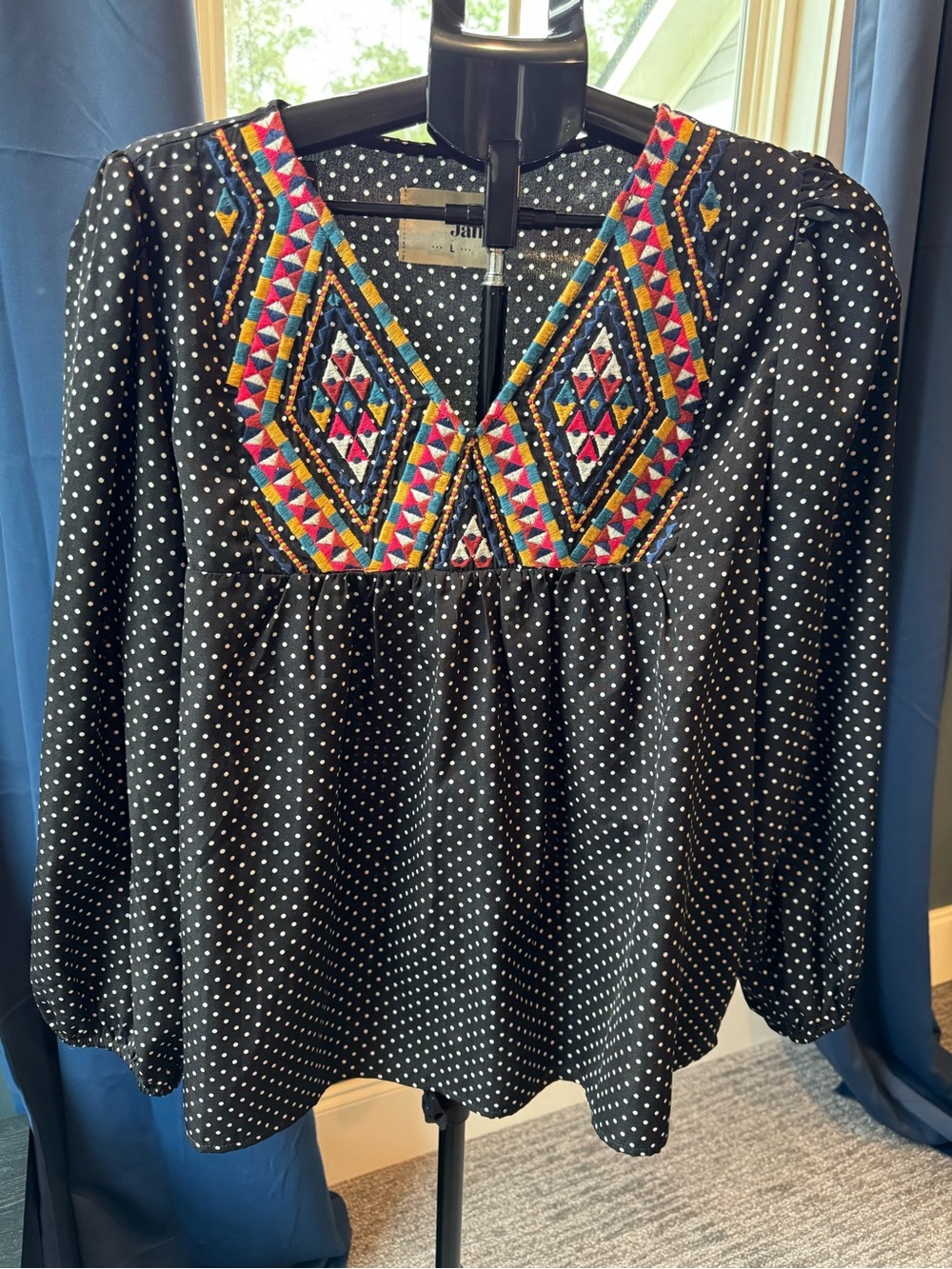 Savanna Jane Polka Dot Geometric Embroidered V-Neck Boho Blouse L